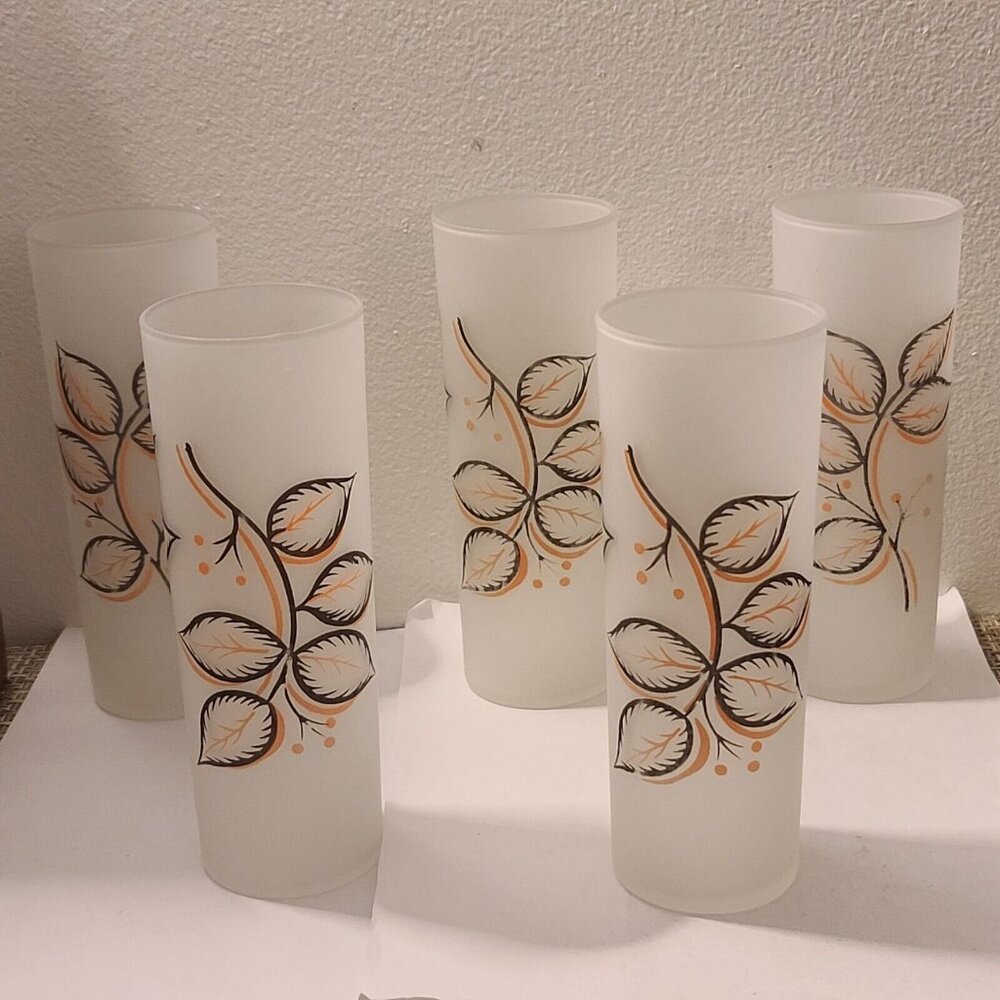 5 Vintage Tall Frosted Floral Design Glasses